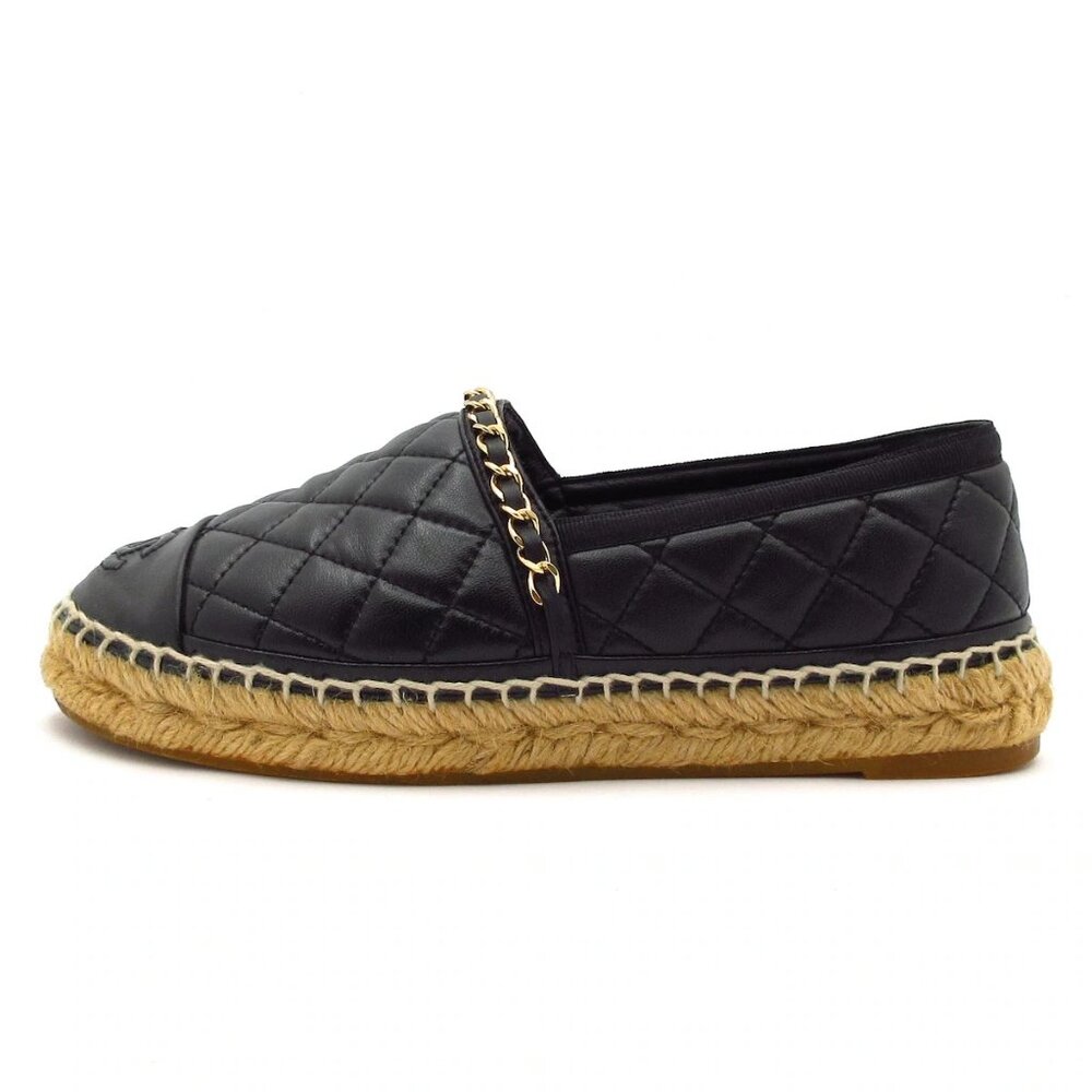 Authentic CHANEL Black Lambskin Women's Shoes Gold hardware br829-112025